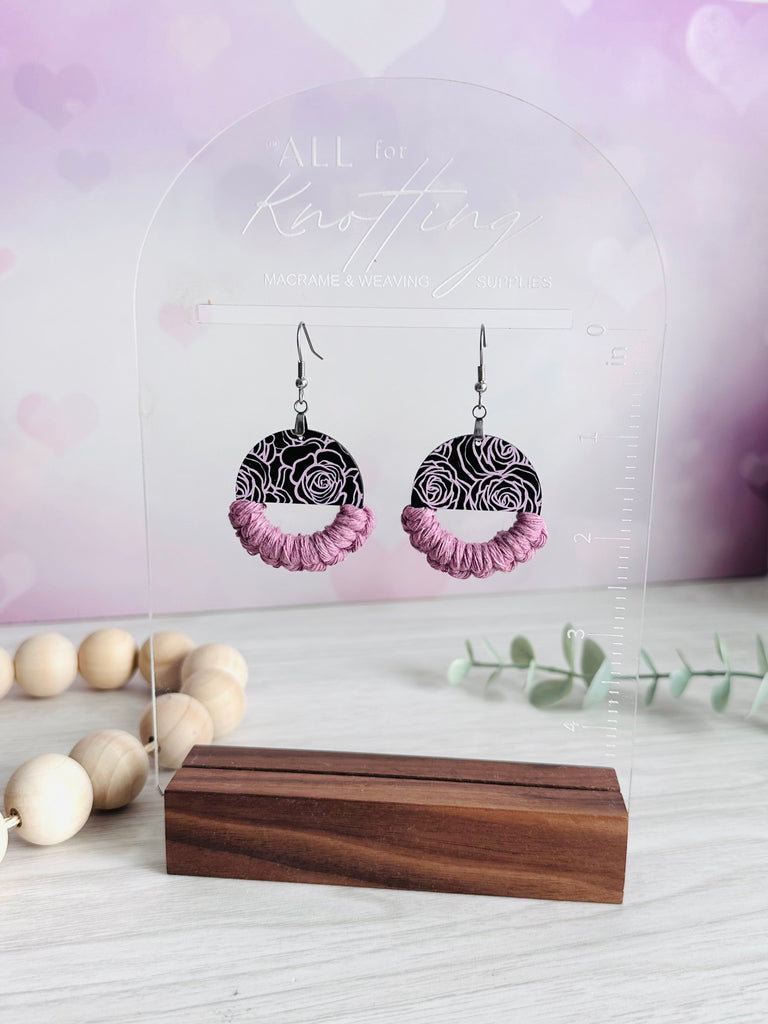 PERSONALIZED ACRYLIC EARRING DISPLAY WITH MEASUREMENTS