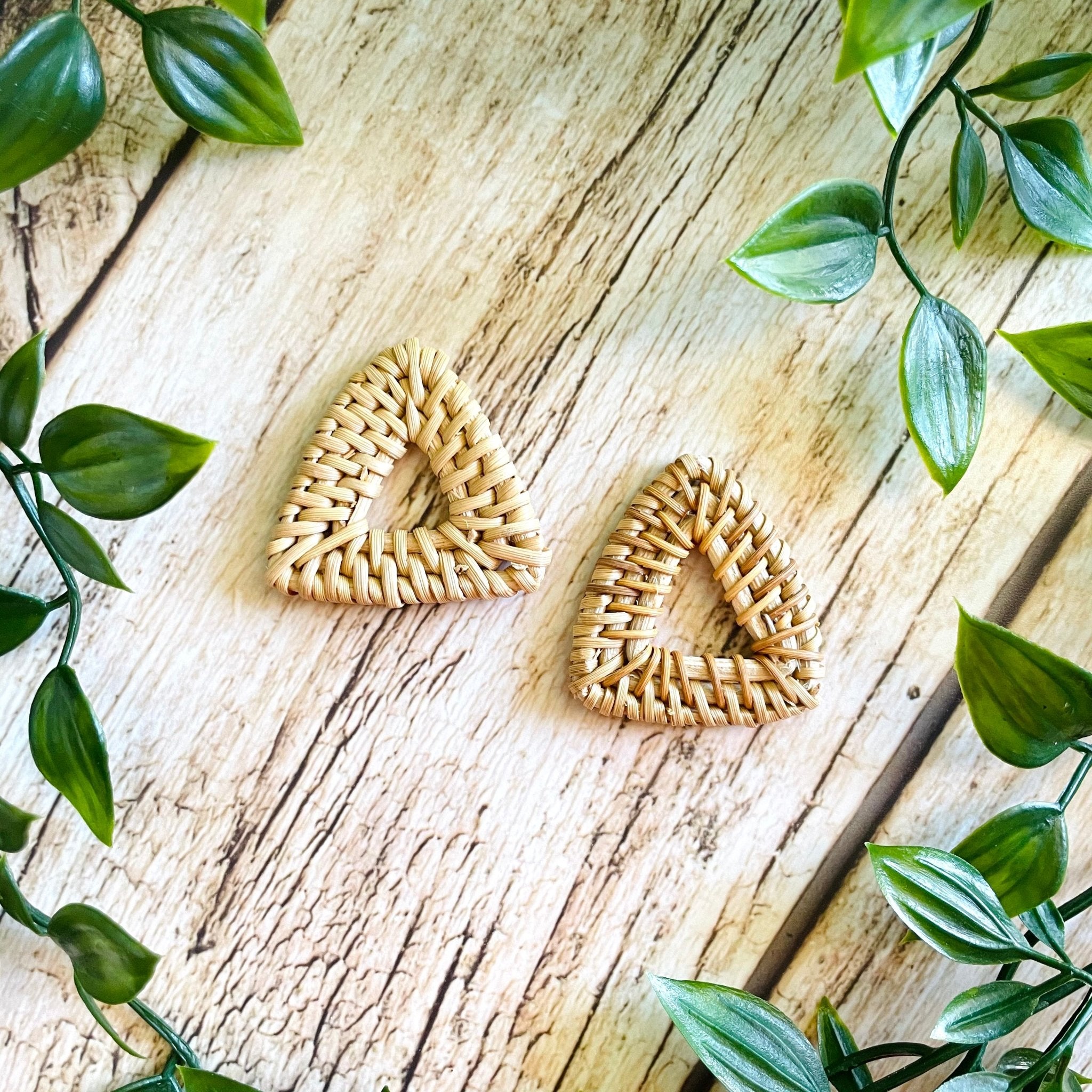 NATURAL RATTAN CHARMS - All for Knotting LLC